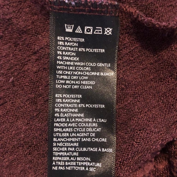 🎉2 for $15🎉 Urban Outfitters Merlot Cardigan - Picture 2 of 4